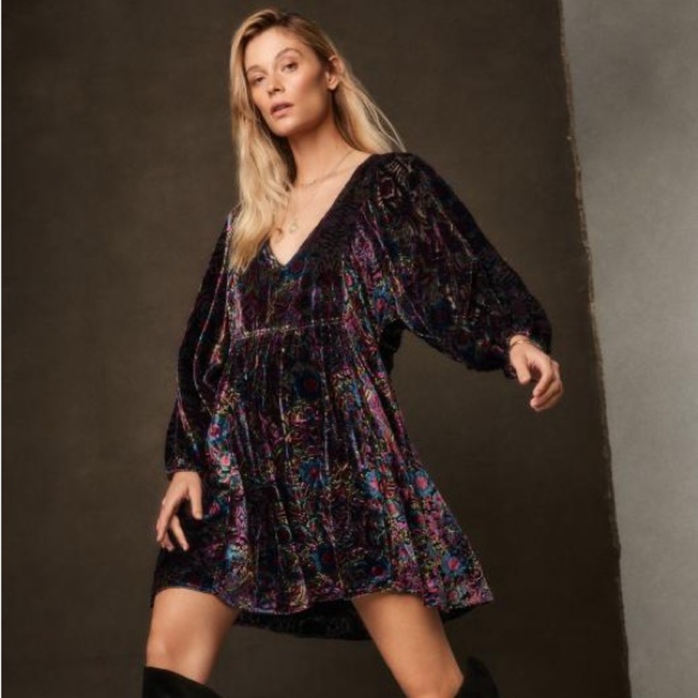 Anthropologie Mona Burnout Velvet Mini